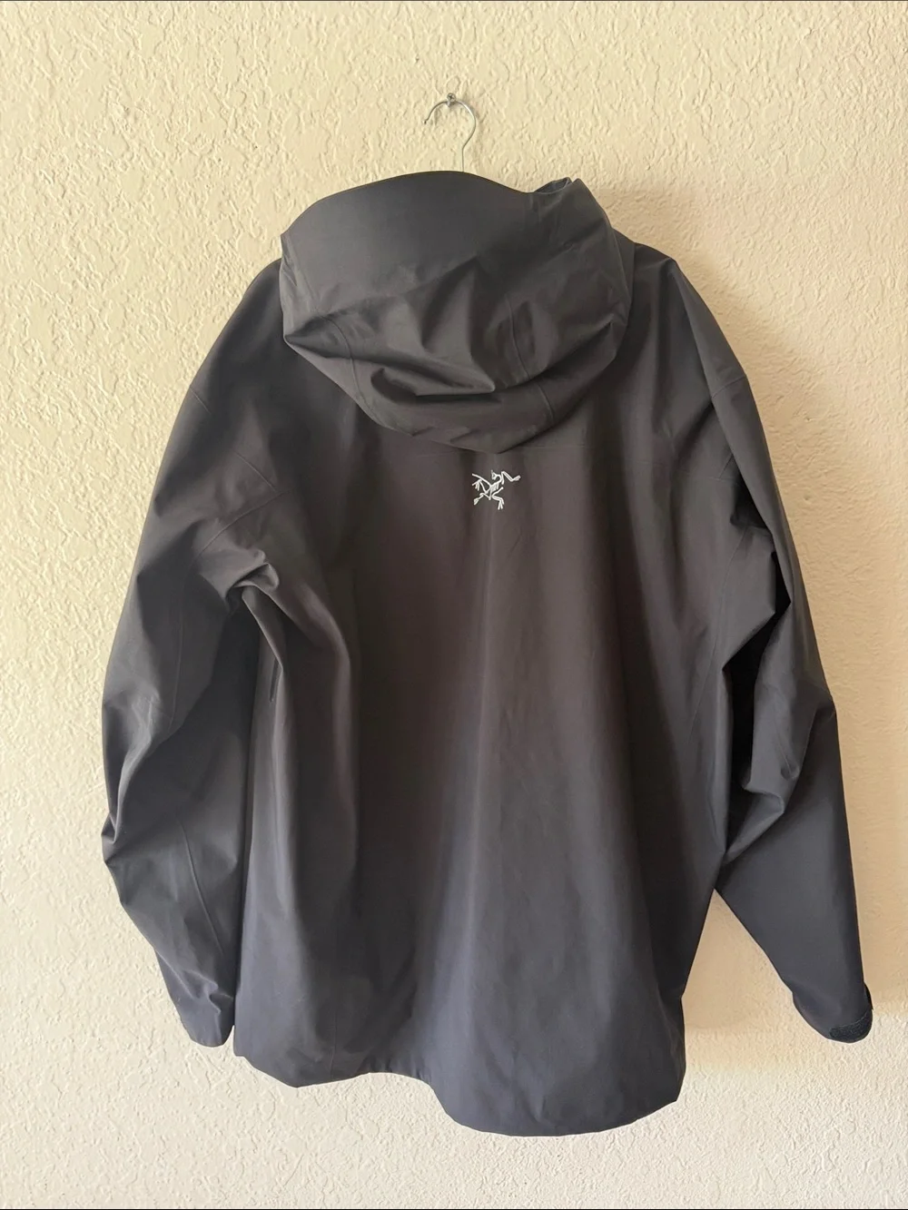 Vintage Arc’teryx Men’s GORE-TEX Technical Shell Jacket XXL Black